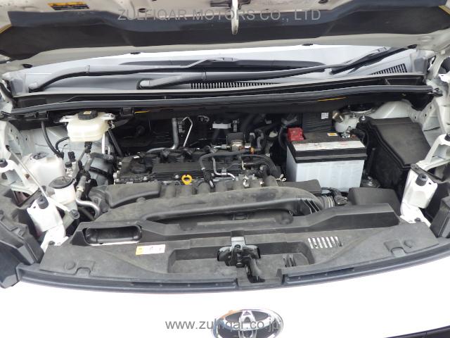 TOYOTA VOXY 2023 Image 12