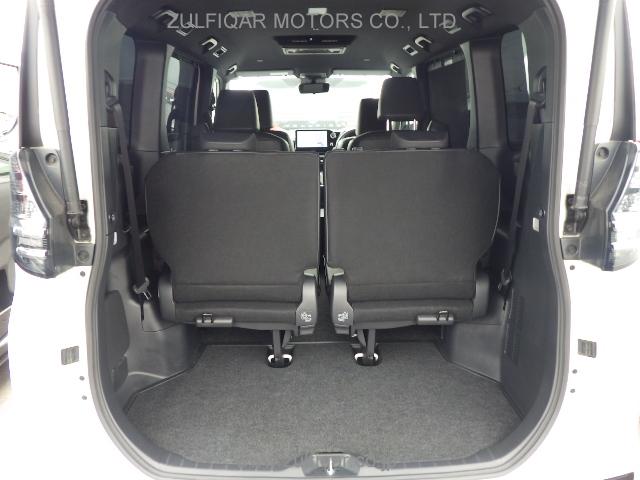 TOYOTA VOXY 2023 Image 10