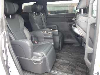 TOYOTA VELLFIRE 2023 Image 8
