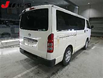 TOYOTA HIACE 2016 Image 2