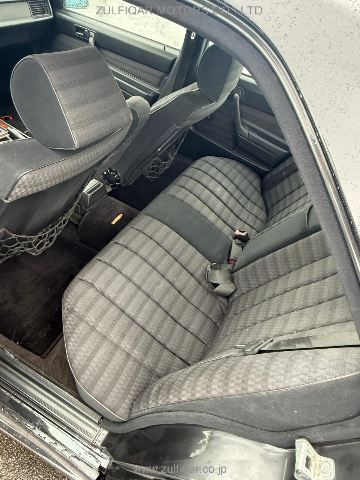 MERCEDES BENZ 190 CLASS 1991 Image 8