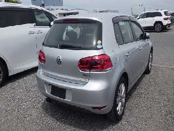 VOLKSWAGEN GOLF 2012 Image 5