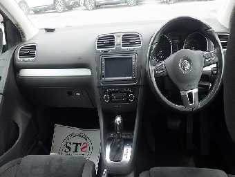 VOLKSWAGEN GOLF 2012 Image 6