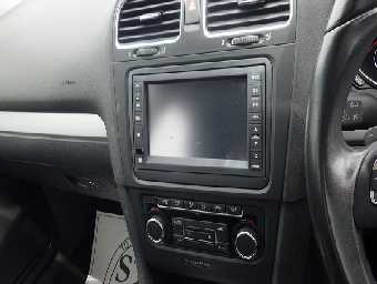 VOLKSWAGEN GOLF 2012 Image 8