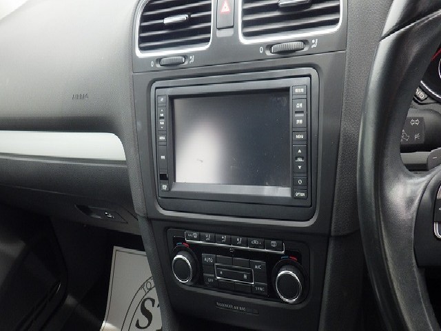 VOLKSWAGEN GOLF 2012 Image 20