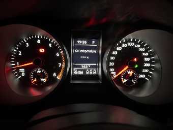 VOLKSWAGEN GOLF 2012 Image 6