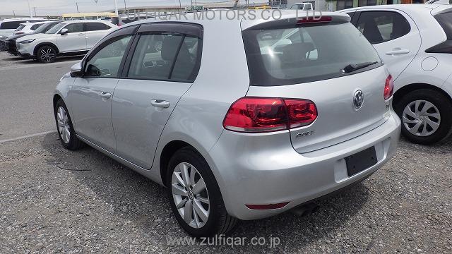 VOLKSWAGEN GOLF 2012 Image 10