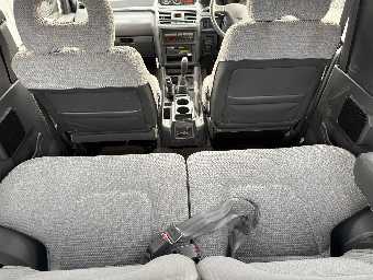 MITSUBISHI PAJERO 1994 Image 8