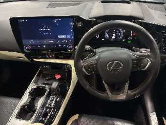LEXUS NX 2023 Image 9
