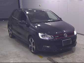 VOLKSWAGEN POLO 2013 Image 2