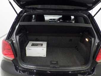 VOLKSWAGEN POLO 2013 Image 8