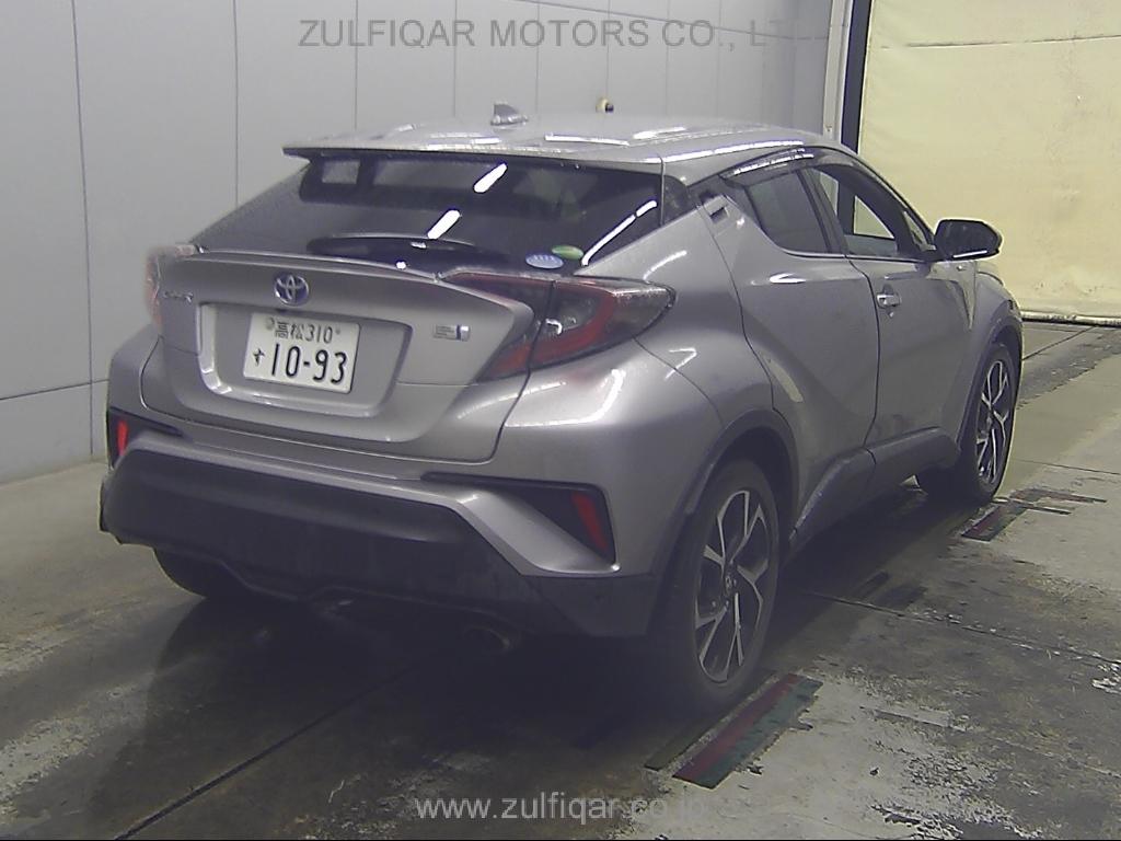 TOYOTA C-HR 2018 Image 3