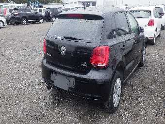 VOLKSWAGEN POLO 2013 Image 4