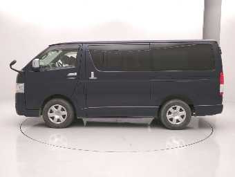 TOYOTA HIACE VAN 2022 Image 5