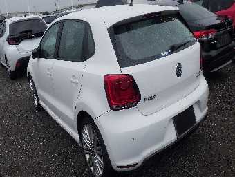 VOLKSWAGEN POLO 2013 Image 3