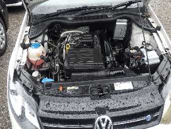 VOLKSWAGEN POLO 2013 Image 17