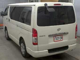 TOYOTA HIACE 2022 Image 2