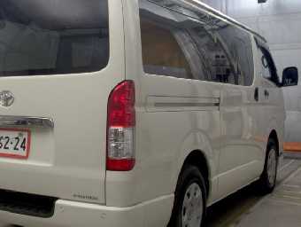 TOYOTA HIACE 2022 Image 5