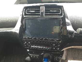 TOYOTA PRIUS 2019 Image 12