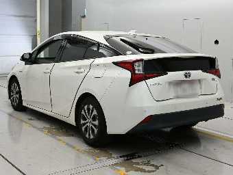 TOYOTA PRIUS 2019 Image 6