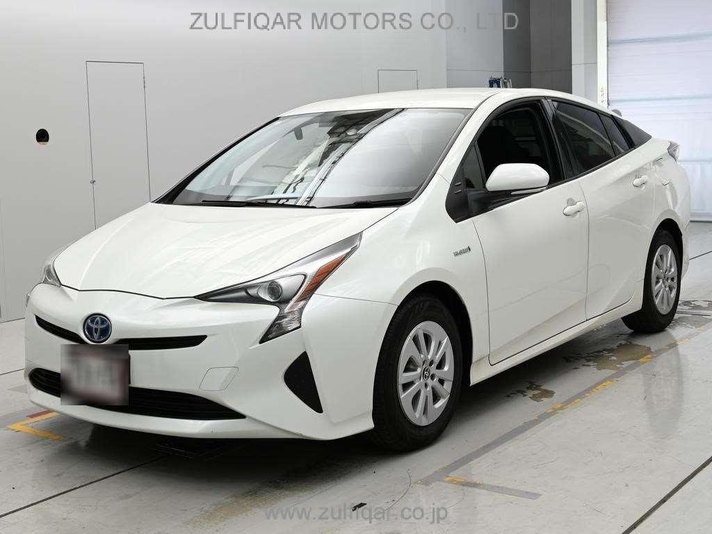 TOYOTA PRIUS 2017 Image 1