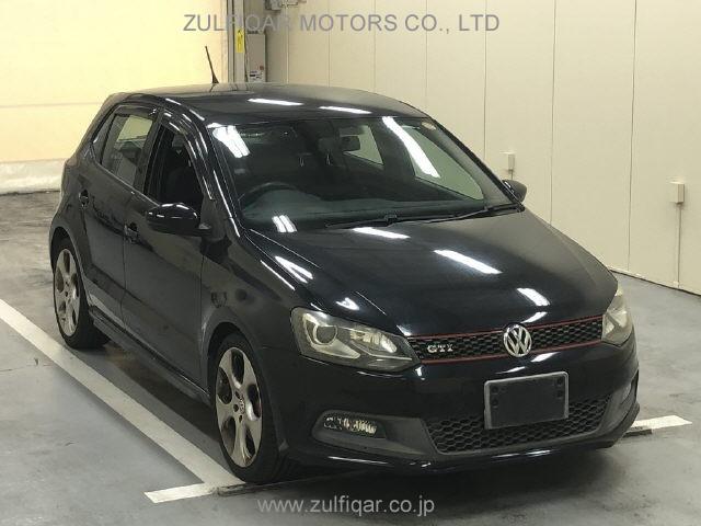 VOLKSWAGEN POLO 2011 Image 1