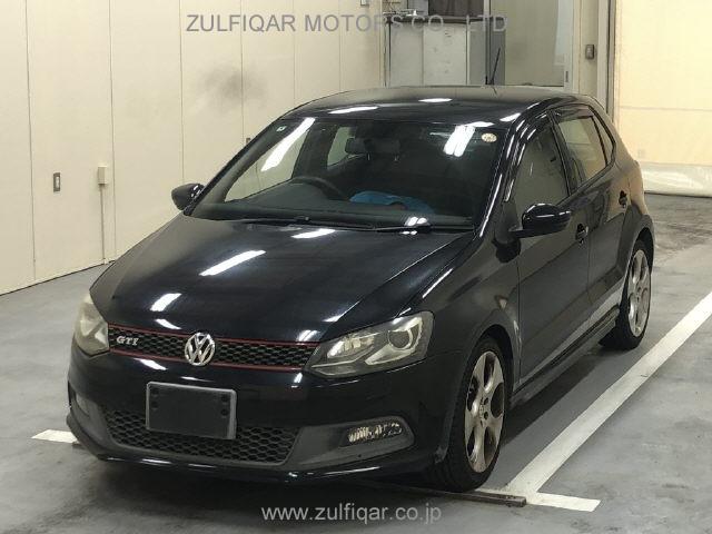 VOLKSWAGEN POLO 2011 Image 3