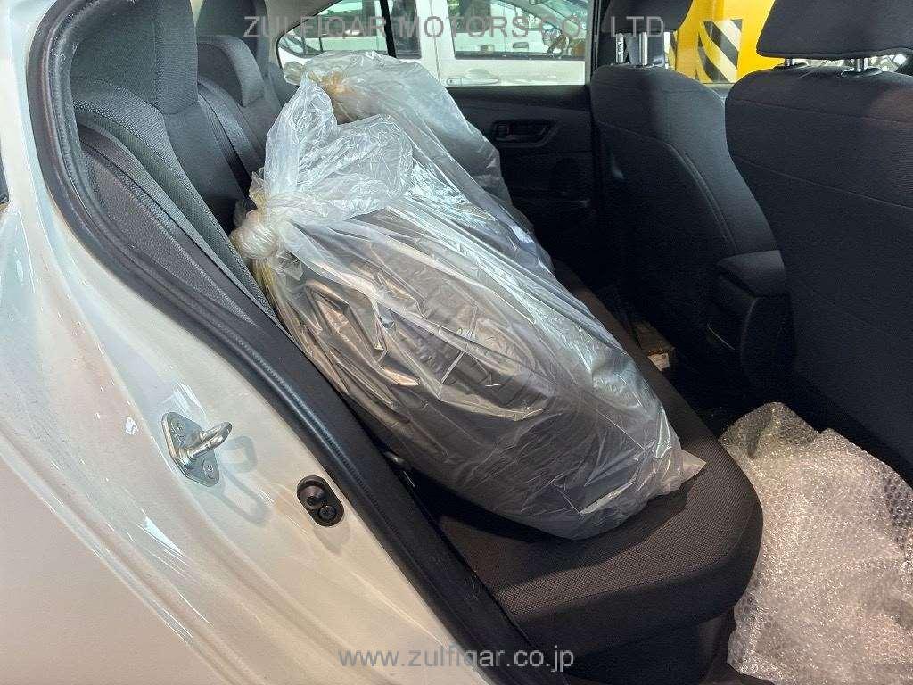 TOYOTA COROLLA 2022 Image 8