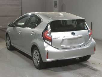 TOYOTA AQUA 2019 Image 4