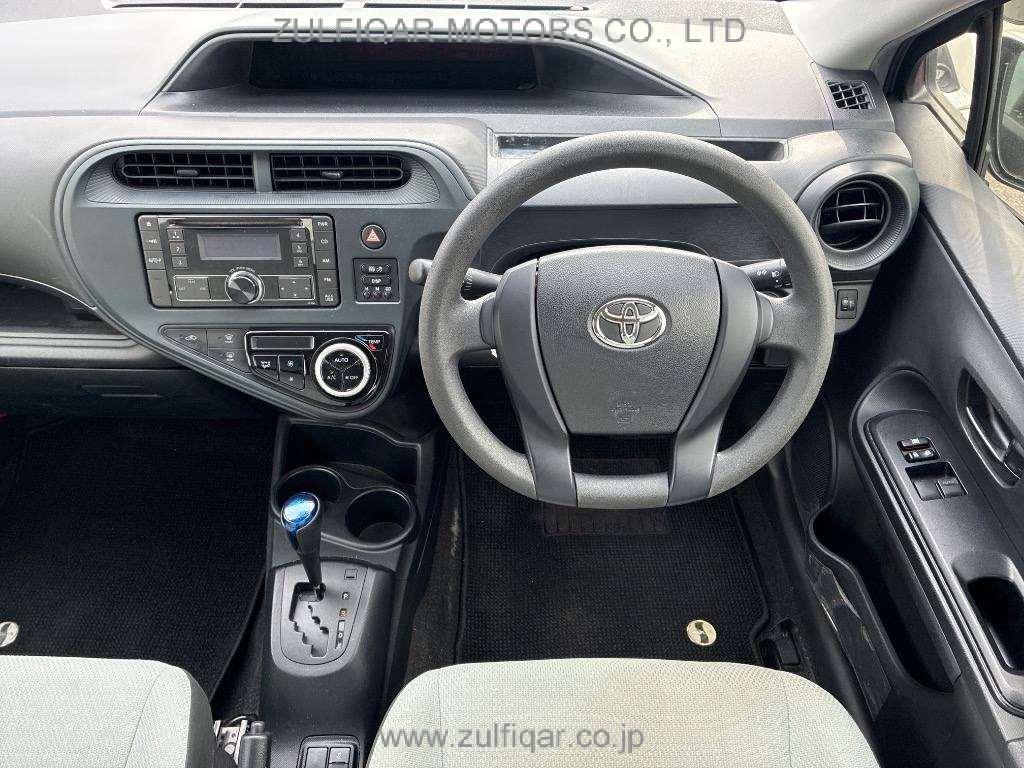 TOYOTA AQUA 2019 Image 6