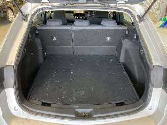 TOYOTA COROLLA TOURING 2020 Image 9