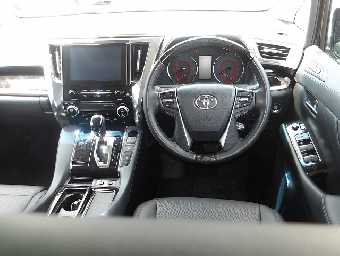 TOYOTA ALPHARD 2022 Image 5