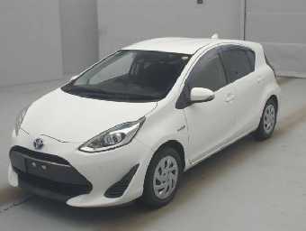 TOYOTA AQUA 2019 Image 1