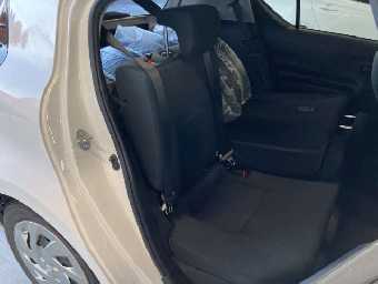 TOYOTA AQUA 2019 Image 10