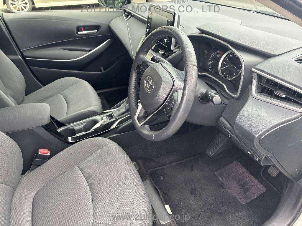 TOYOTA COROLLA TOURING 2020 Image 5