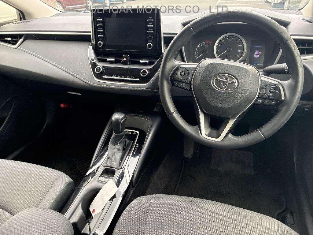 TOYOTA COROLLA TOURING 2020 Image 6