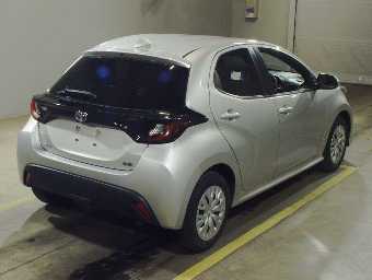 TOYOTA YARIS 2022 Image 2