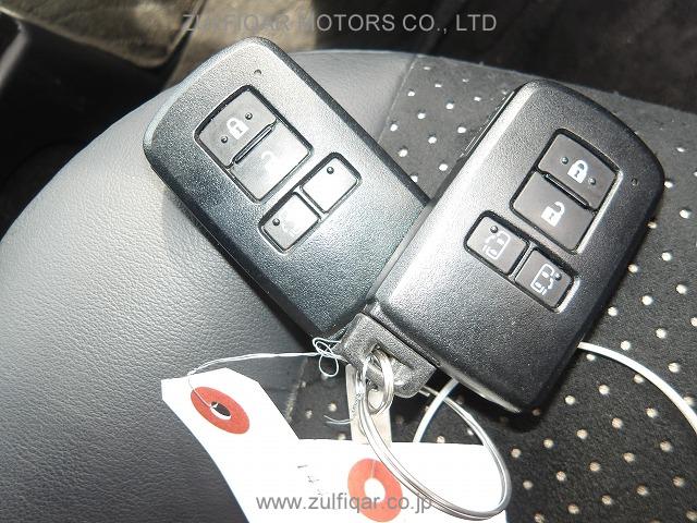 TOYOTA VOXY 2021 Image 11