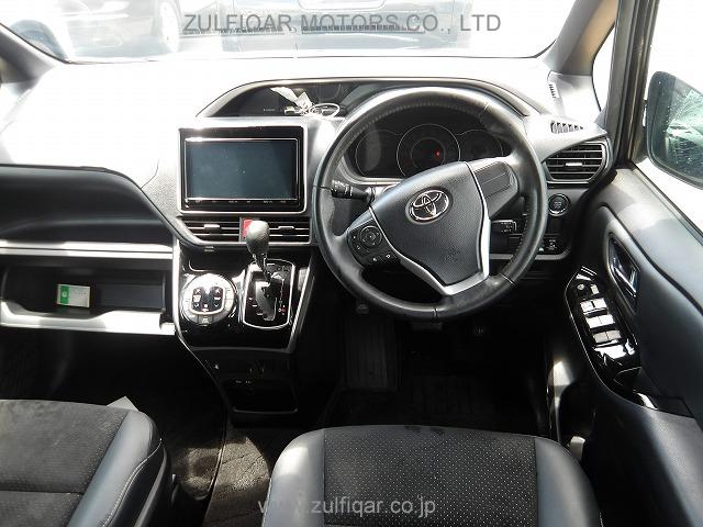 TOYOTA VOXY 2021 Image 5