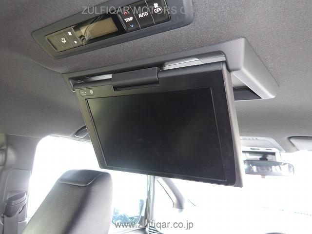 TOYOTA VOXY 2021 Image 8