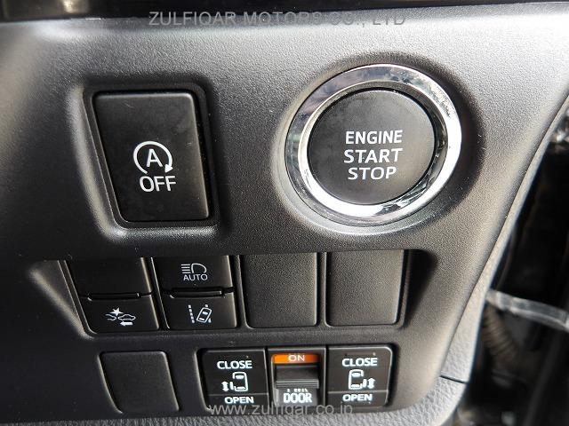TOYOTA VOXY 2021 Image 9