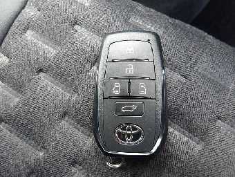 TOYOTA VOXY 2023 Image 11