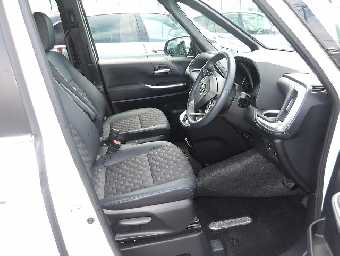 TOYOTA VOXY 2023 Image 13