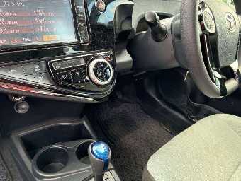 TOYOTA AQUA 2020 Image 11