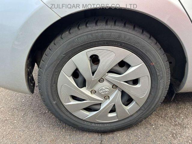 TOYOTA AQUA 2020 Image 10