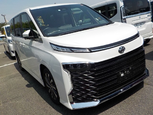 TOYOTA VOXY 2023 Image 19