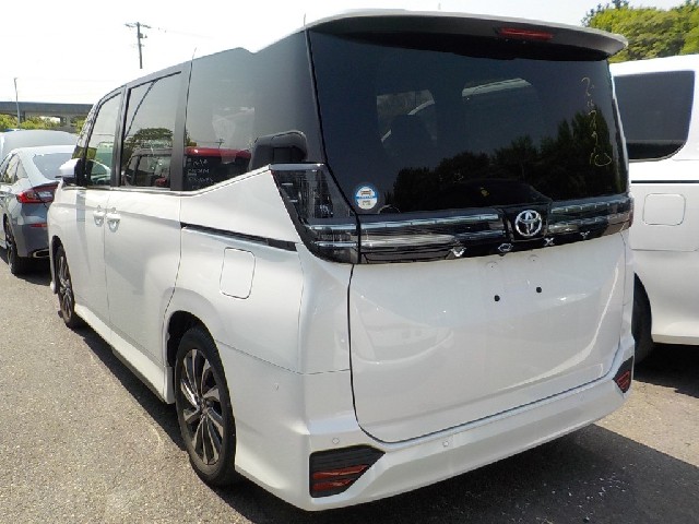 TOYOTA VOXY 2023 Image 21