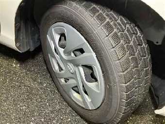 TOYOTA AQUA 2018 Image 9