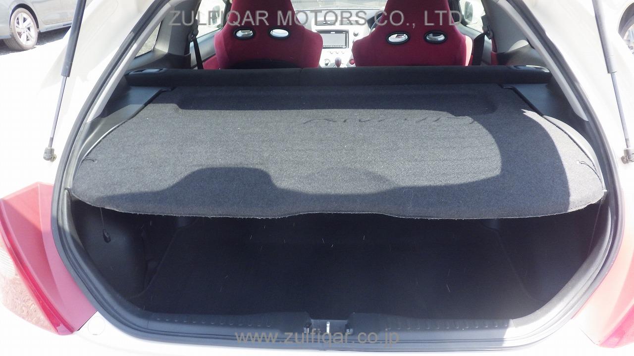HONDA CIVIC 2003 Image 11