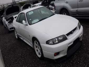 NISSAN SKYLINE 1998 Image 2